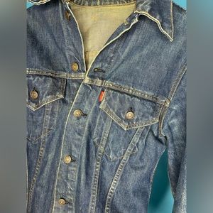 Levi’s men’s or unisex, medium jean jacket